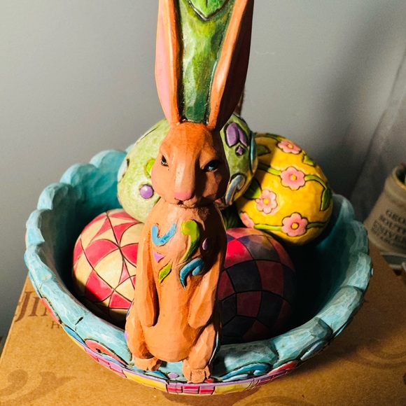 Jim Shore "Hunting Eggs, Finding Joy" -  Easter Basket 5 Eggs Spring Box Set - Picture 3 of 10